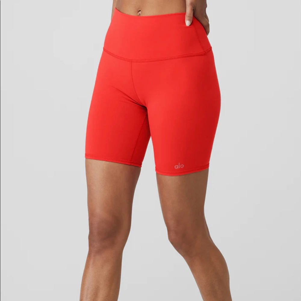 ALO Yoga 7” High-Waist Biker Short BNWT